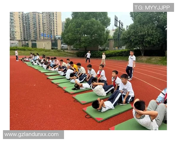 体育运动对促进身心健康的影响及其在现代生活中的重要性探讨